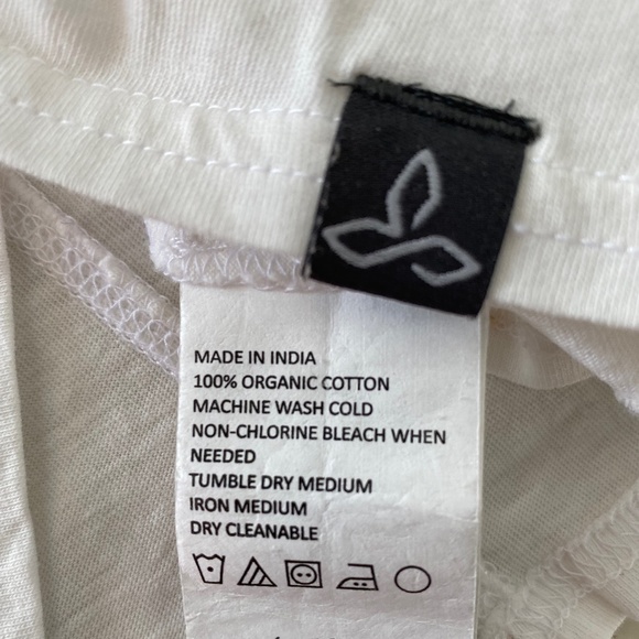 Prana Organic Graphic Tee - EUC - Picture 5 of 6